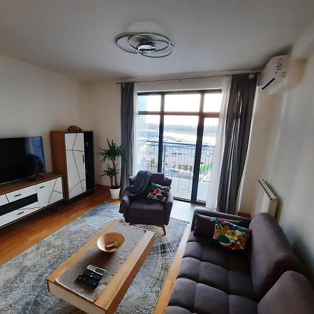 B-G Waterfront Apartment Belgrad Exterior foto
